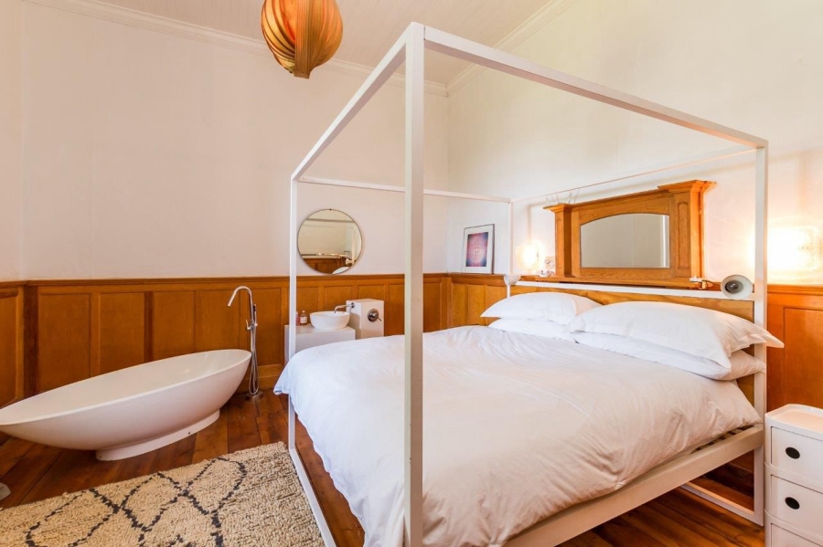 8 Bedroom Property for Sale in Hopefield Western Cape